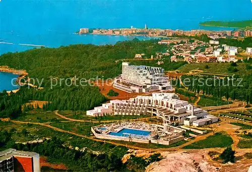 AK / Ansichtskarte Porec Fliegeraufnahme Hotel Kristal Porec