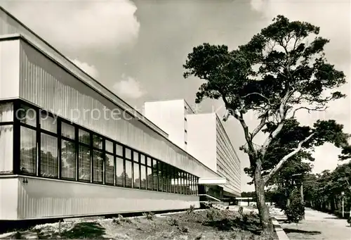 AK / Ansichtskarte Zinnowitz_Ostseebad Ferienheim Roter Oktober Aussenansicht Zinnowitz_Ostseebad