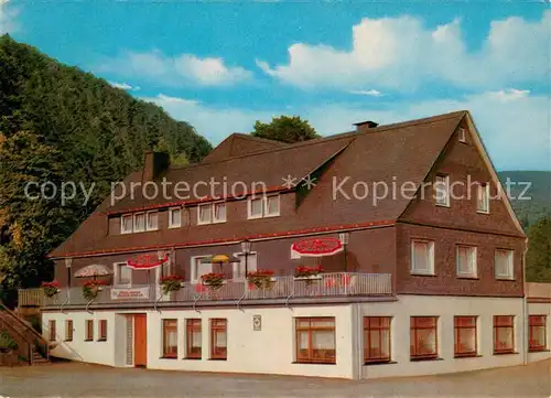 AK / Ansichtskarte Winkhausen_Schmallenberg Gasthof Pension Menge Winkhausen_Schmallenberg