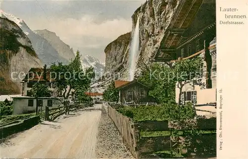 AK / Ansichtskarte Lauterbrunnen_BE Dorfstrasse Staubbach Wasserfall Alpen Lauterbrunnen BE