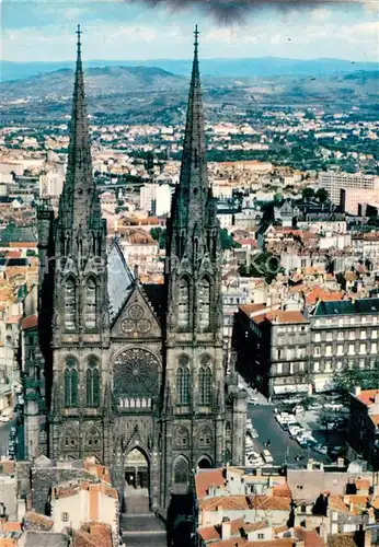 AK / Ansichtskarte Clermont Ferrand_63 Vue aerienne de la cathedrale 