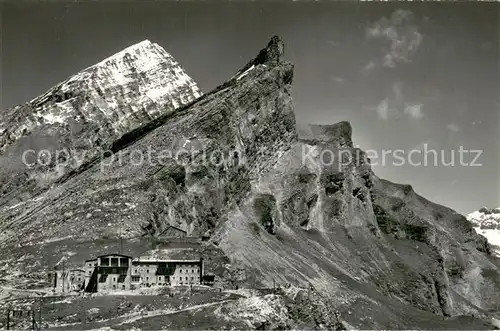 AK / Ansichtskarte Gemmipass_2322m_VS Sporthotel Wildstrubel mit Bergstation der Luftseilbahn Rinderhorn Plattenhoerner 
