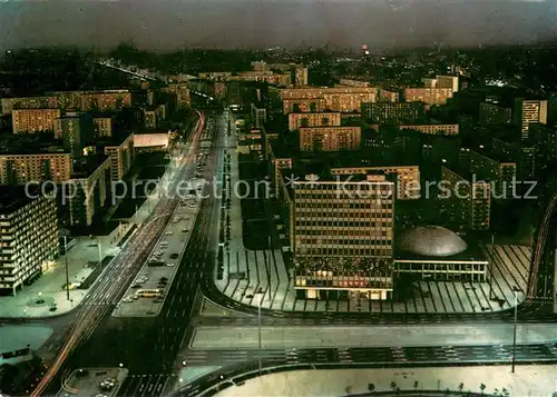 AK / Ansichtskarte Berlin Blick vom Fernsehturm Karl Marx Allee bei Nacht Berlin