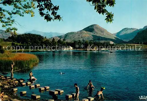 AK / Ansichtskarte Lourdes_Hautes_Pyrenees Aux bords du lac Lourdes_Hautes_Pyrenees