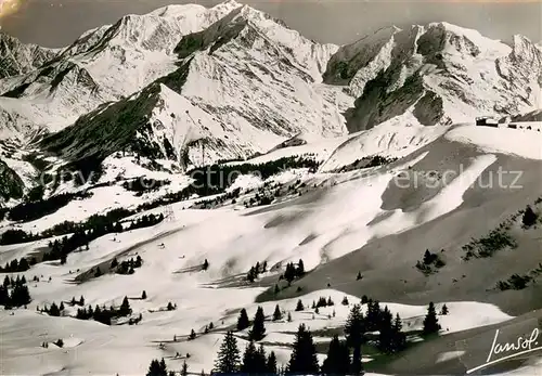 AK / Ansichtskarte Megeve La descente sur Saint Gervais et le Mont Blanc en hiver Megeve