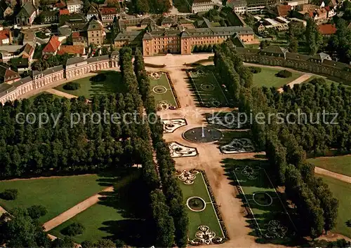 AK / Ansichtskarte Schwetzingen Schloss mit Schlossgarten Fliegeraufnahme Schwetzingen