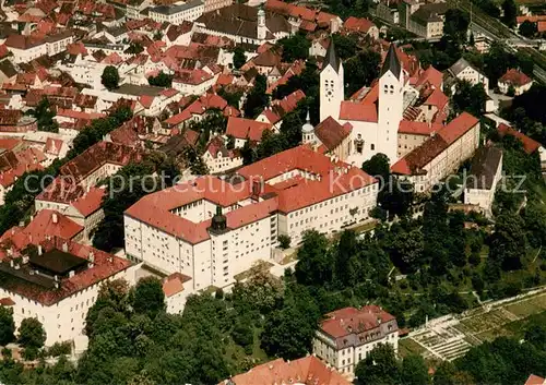 AK / Ansichtskarte Freising_Oberbayern Bildungszentrum der Erzdioezese Muenchen und Freising mit Mariendom Fliegeraufnahme Freising Oberbayern