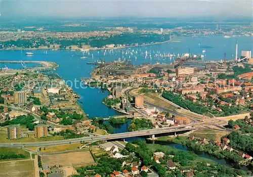 AK / Ansichtskarte Kiel Schwentine und Segelregatta auf der Foerde Fliegeraufnahme Kiel