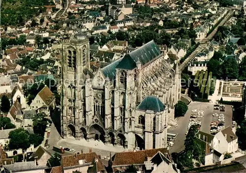 AK / Ansichtskarte Bourges_18 Vue aerienne Cathedrale Saint Etienne 