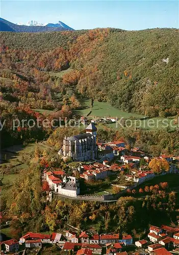 AK / Ansichtskarte Saint Bertrand de Comminges Ville gallo romaine Vue aerienne Saint Bertrand de Comminges