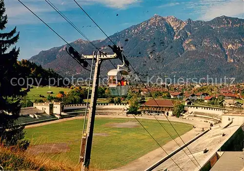 AK / Ansichtskarte Garmisch Partenkirchen Eckbauerbahn mit Blick auf Olympia Skistadion und Kramer Ammergauer Alpen Garmisch Partenkirchen