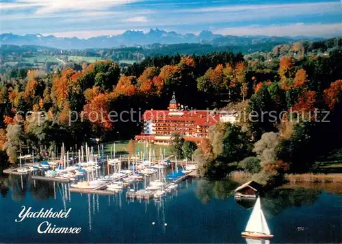 AK / Ansichtskarte Prien_Chiemsee Yachthotel Chiemsee Yachthafen Alpenblick Prien Chiemsee