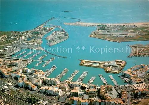 AK / Ansichtskarte Cap d_Agde Le port de plaisance vue aerienne Cap d_Agde