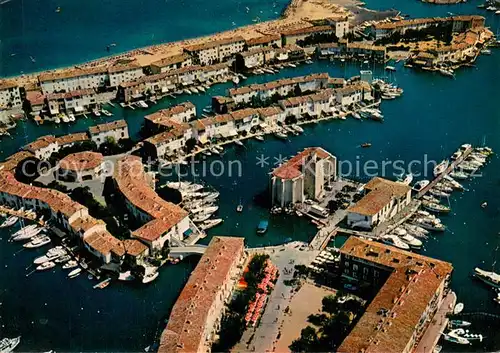 AK / Ansichtskarte Port_Grimaud Cite lacustre realisee par Etige et Manera SA Vue aerienne Port Grimaud