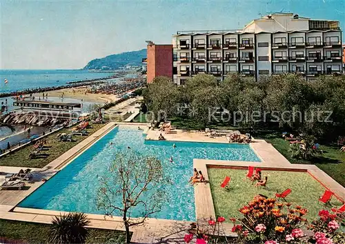 AK / Ansichtskarte Diano_Marina Grand Hotel Diana Majestic Swimming Pool Diano Marina
