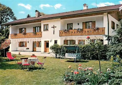 AK / Ansichtskarte Rottach Egern Gaestehaus Schmotz Garten Rottach Egern