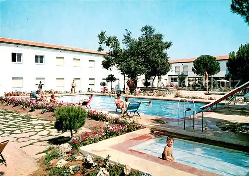 AK / Ansichtskarte Gerona Hostal Ribot Swimming Pool Gerona