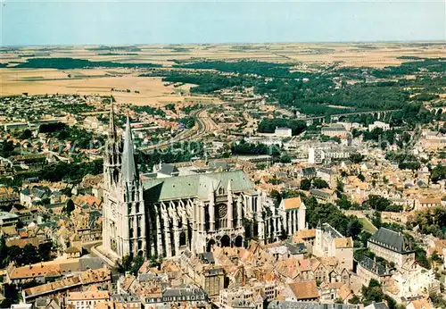 AK / Ansichtskarte Chartres_28 La cathedrale Le croisillon sud et les deux fleches Vue aerienne 