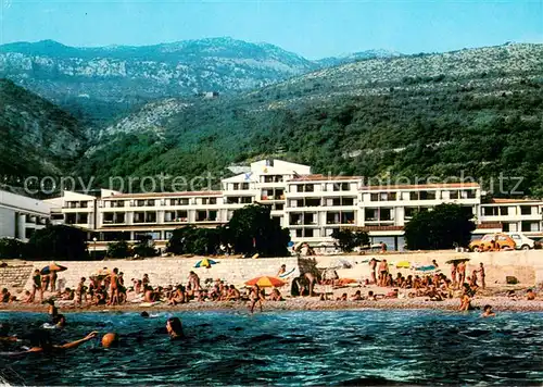 AK / Ansichtskarte Petrovac_na_moru Hotel Palas Strand Ansicht vom Meer aus Petrovac_na_moru