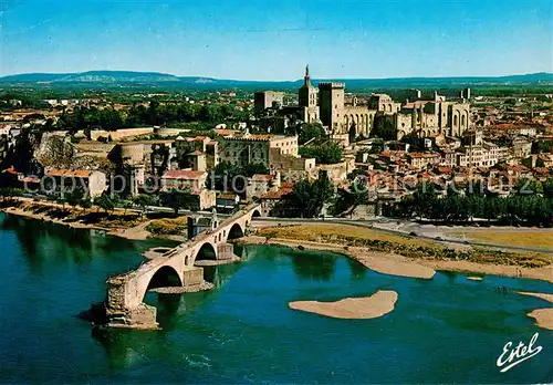 AK / Ansichtskarte Avignon_Vaucluse Le Rhone et les ruines du pont Saint Benezet Vue aerienne Avignon Vaucluse