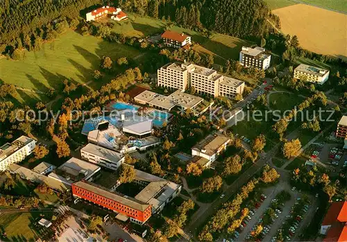 AK / Ansichtskarte Bad_Fuessing Klinik Niederbayern Rehaklinik und Kurmittelhaus Fliegeraufnahme Bad_Fuessing