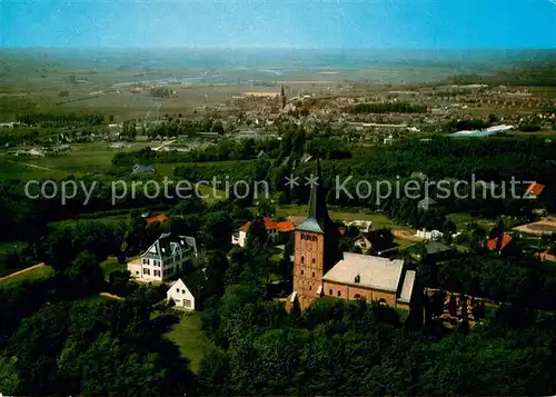 AK / Ansichtskarte Hochelten Stiftskirche und Kolleg Fliegeraufnahme Hochelten