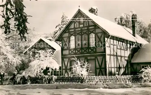 AK / Ansichtskarte Quedlinburg Waldwirtschadt Sternhaus Winter Quedlinburg
