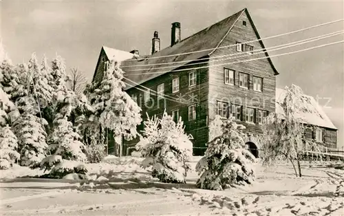 AK / Ansichtskarte Klingenthal_Vogtland Jugendherberge Aschberg Winter Klingenthal_Vogtland