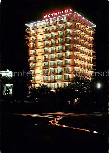 AK / Ansichtskarte Slatni_Pjasazi Hotel Metropol Nacht Slatni_Pjasazi