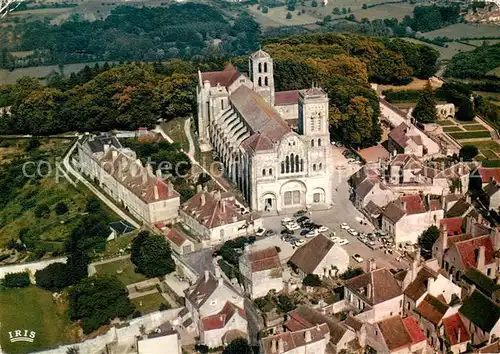 AK / Ansichtskarte Vezelay Fliegeraufnahme Kathedrale Vezelay