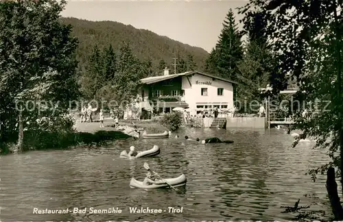AK / Ansichtskarte Walchsee_Tirol Restaurant Bad Seemuehle am See Schlauchboote Walchsee Tirol