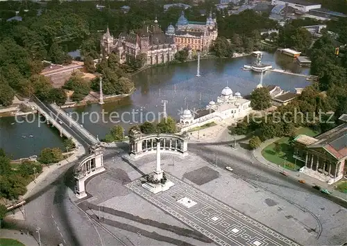 AK / Ansichtskarte Budapest Fliegeraufnahme Stadtwaeldchen Heldenplatz Budapest