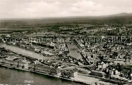 AK / Ansichtskarte Mannheim_Rhein Fliegeraufnahme mit Mannheimer Haefen 
