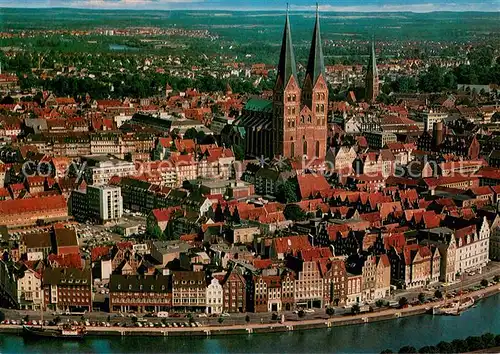 AK / Ansichtskarte Luebeck Fliegeraufnahme mit Kirche Luebeck