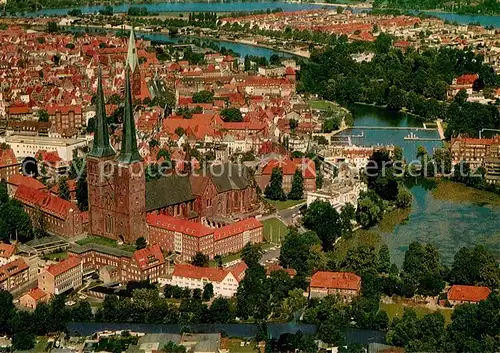 AK / Ansichtskarte Luebeck Fliegeraufnahme mit Kirche Luebeck