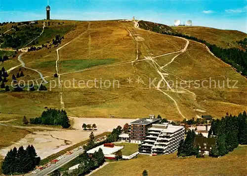 AK / Ansichtskarte Feldberg_1450m_Schwarzwald Fliegeraufnahme mit Hotel Feldberger Hof 