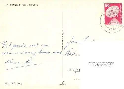 AK / Ansichtskarte Griessen_Klettgau Stadtpanorama Kirche Schule Sportplatz Ortszentrum Griessen_Klettgau