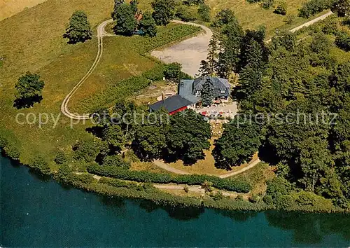 AK / Ansichtskarte Luetjensee Seehof am Luetjensee Restaurant und Cafe Fliegeraufnahme Luetjensee