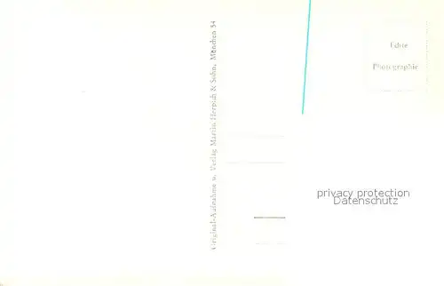 AK / Ansichtskarte Herrenchiemsee Schloss Herrenchiemsee mit Frauen und Krautinsel Fliegeraufnahme Herrenchiemsee