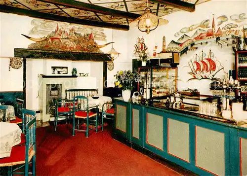 AK / Ansichtskarte Ploen_See Restaurant Cafe Niedersaechsisches Bauernhaus 17. Jhdt. Gastraum Ploen_See