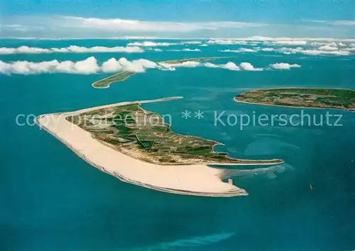 AK / Ansichtskarte Amrum Fliegeraufnahme mit Insel Foehr und Suedspitze von Sylt Amrum