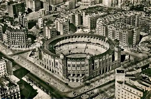 AK / Ansichtskarte Barcelona_Cataluna Fliegeraufnahme Plaza de Toros Monumental Barcelona Cataluna