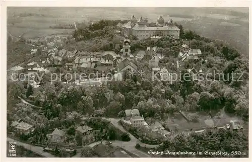 AK / Ansichtskarte Augustusburg Schloss Augustusburg im Erzgebirge Fliegeraufnahme Augustusburg