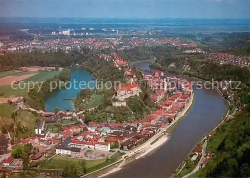AK / Ansichtskarte Burghausen_Salzach Fliegeraufnahme Burghausen Salzach