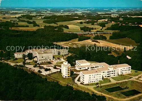 AK / Ansichtskarte Neuenkirchen_Oldenburg Clemens August Klinik mit Jugendklinik Fliegeraufnahme Neuenkirchen Oldenburg