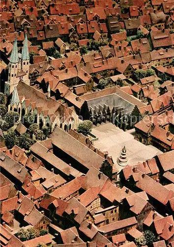 AK / Ansichtskarte Braunschweig Fliegeraufnahme mit Kirche und Altstadtmarkt Braunschweig