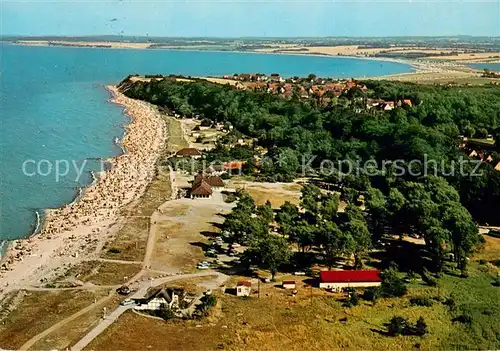 AK / Ansichtskarte Hohwacht_Ostseebad Fliegeraufnahme Strandpanorama Hohwacht_Ostseebad