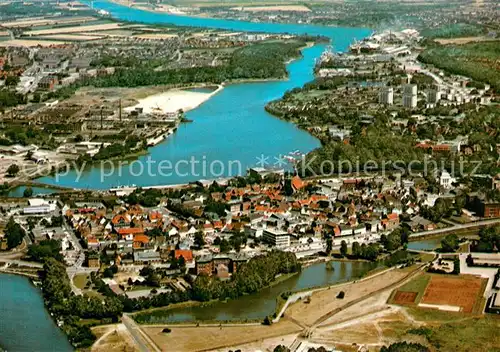 AK / Ansichtskarte Rendsburg Fliegeraufnahme Gesamtansicht Nord Ostsee Kanal Rendsburg