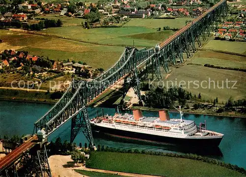 AK / Ansichtskarte Rendsburg Fliegeraufnahme Hochbruecke Nord Ostsee Kanal Schiff Rendsburg