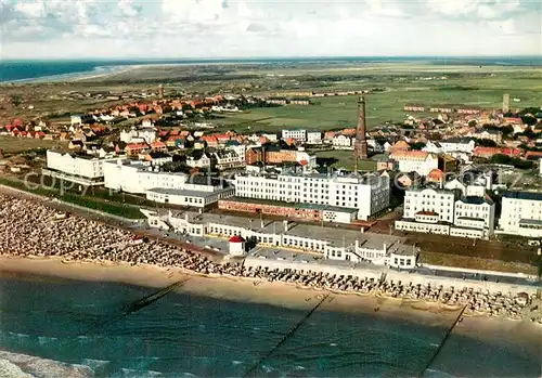 AK / Ansichtskarte Borkum Fliegeraufnahme Strandpanorama Borkum
